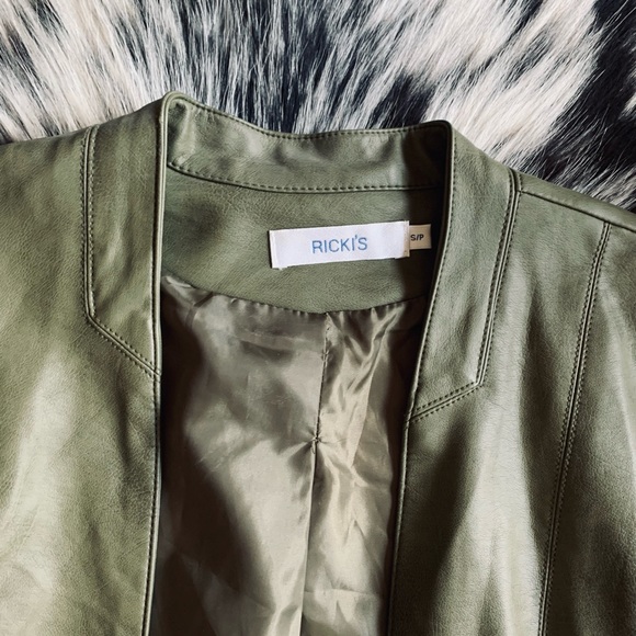 Womens Faux Leather Blazer - Picture 2 of 8